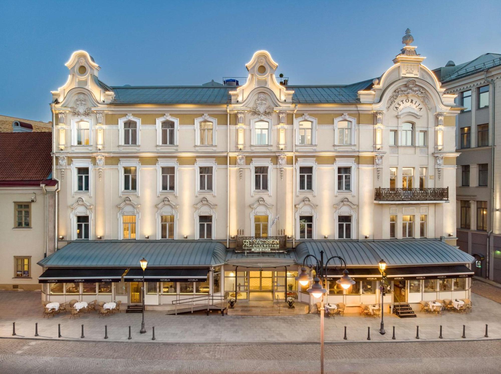 Radisson Collection Astorija Hotel, Vilnius Exterior photo The hotel in 2016