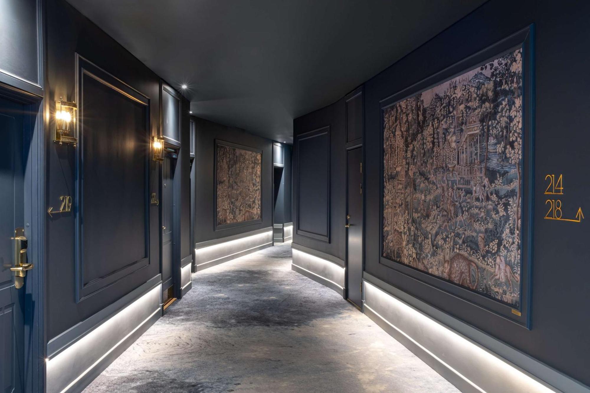 Radisson Collection Astorija Hotel, Vilnius Exterior photo Corridor at The Ivy, St John's Wood