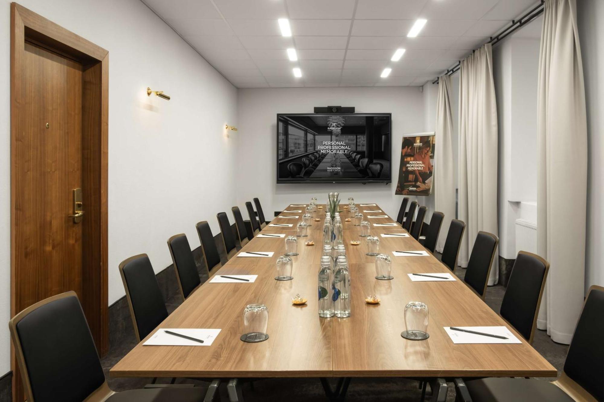 Radisson Collection Astorija Hotel, Vilnius Exterior photo The boardroom at the National Centre for Early Music